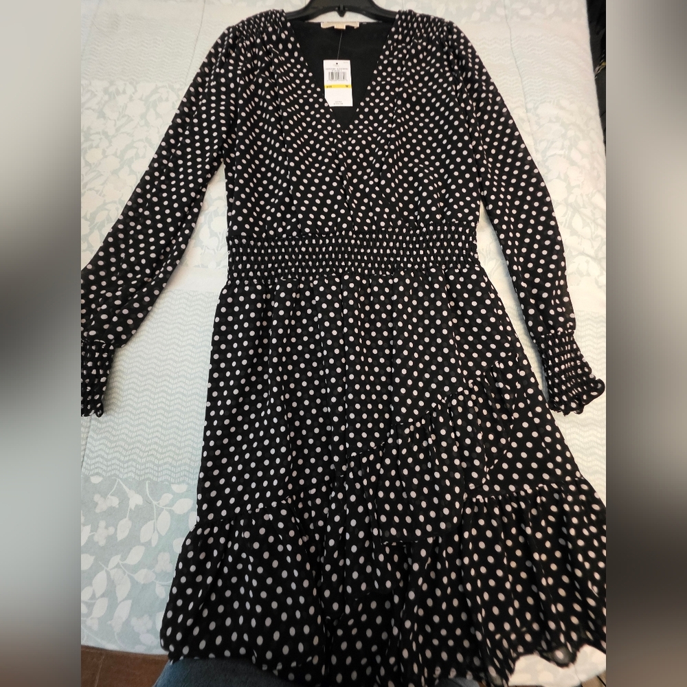 Michael By Michael Korrs Elegant Black and White Polka Dot Dress - Picture 4 of 6